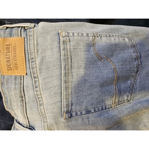 Signature By Levi Strauss‎ NEW Women's High Rise Skinny Raw Hem Jeans 16 34 - Picture 5 of 5